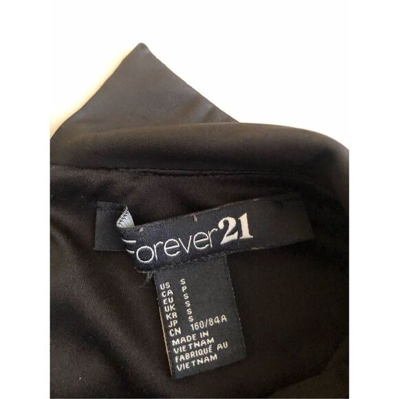 FOREVER 21 Black 3/4 Sleeve Lined Lace Dress Size S - Picture 11 of 12